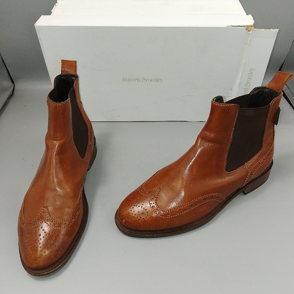 Size UK 3.5 EU 36.5 Russell & Bromley 'Cadogan' Brown Tan Brogue Chelsea Boots - Picture 3 of 9